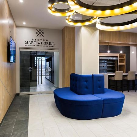 Imperia Hotel Et Suites Boucherville Bagian luar foto